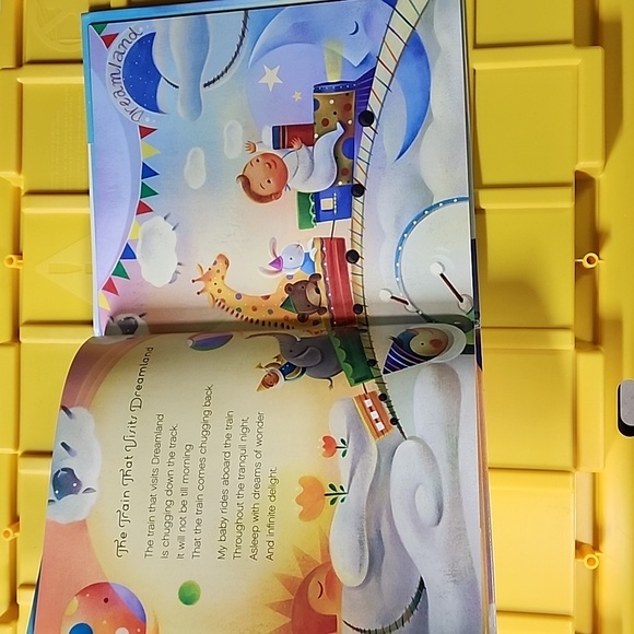 The Silver Moon Lullabies Book - Picture 4 of 4